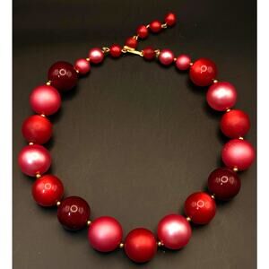 Vintage Raspberry and Reds Lucite Moonglow Beaded Necklace